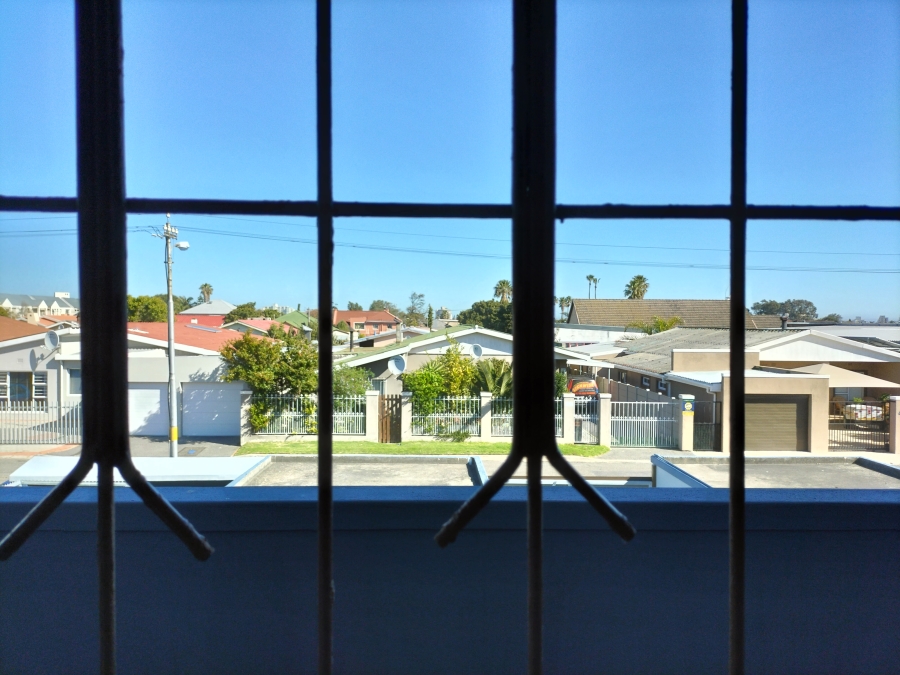 2 Bedroom Property for Sale in Strand Central Western Cape
